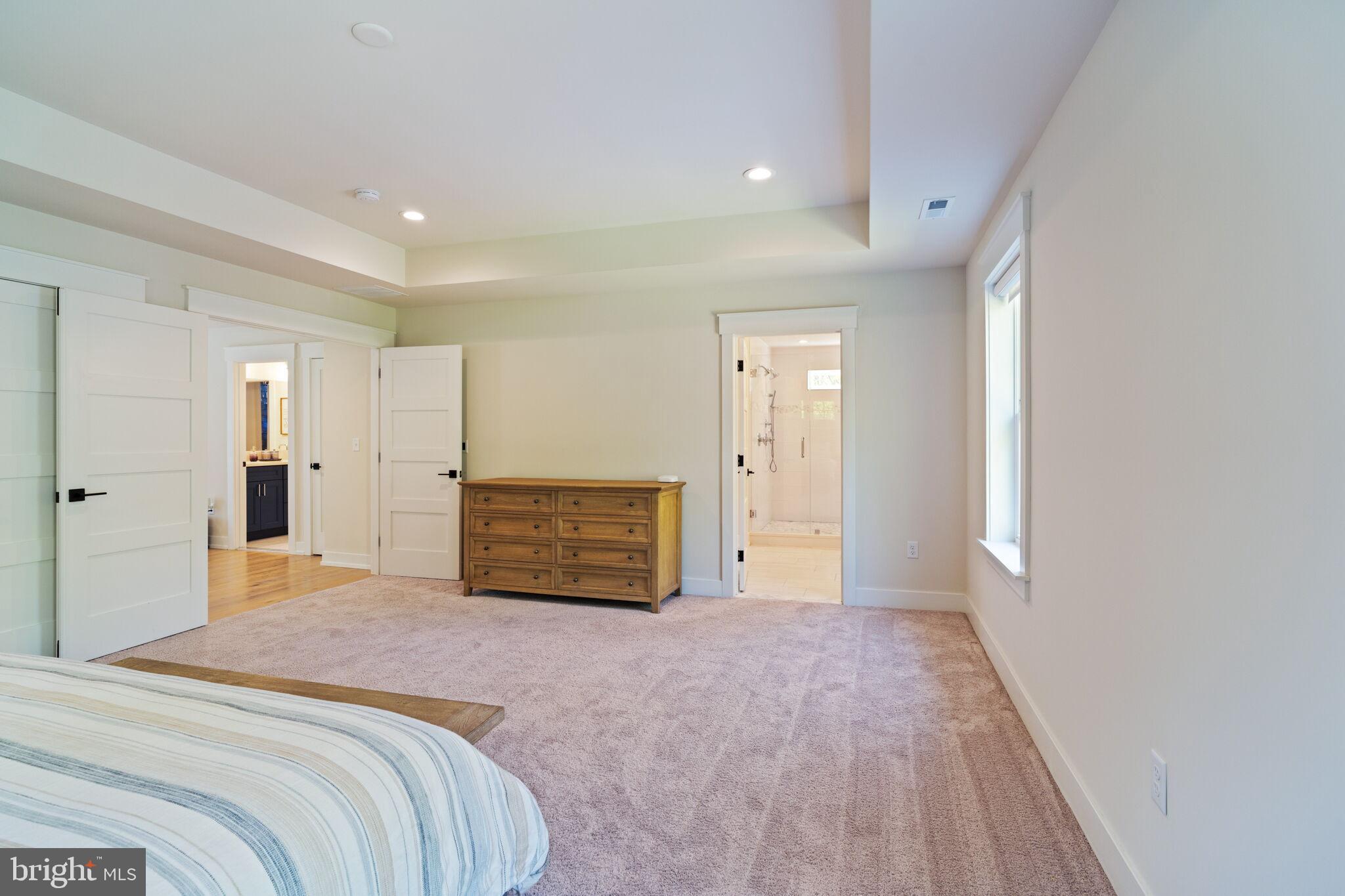 807 Curran Ct
