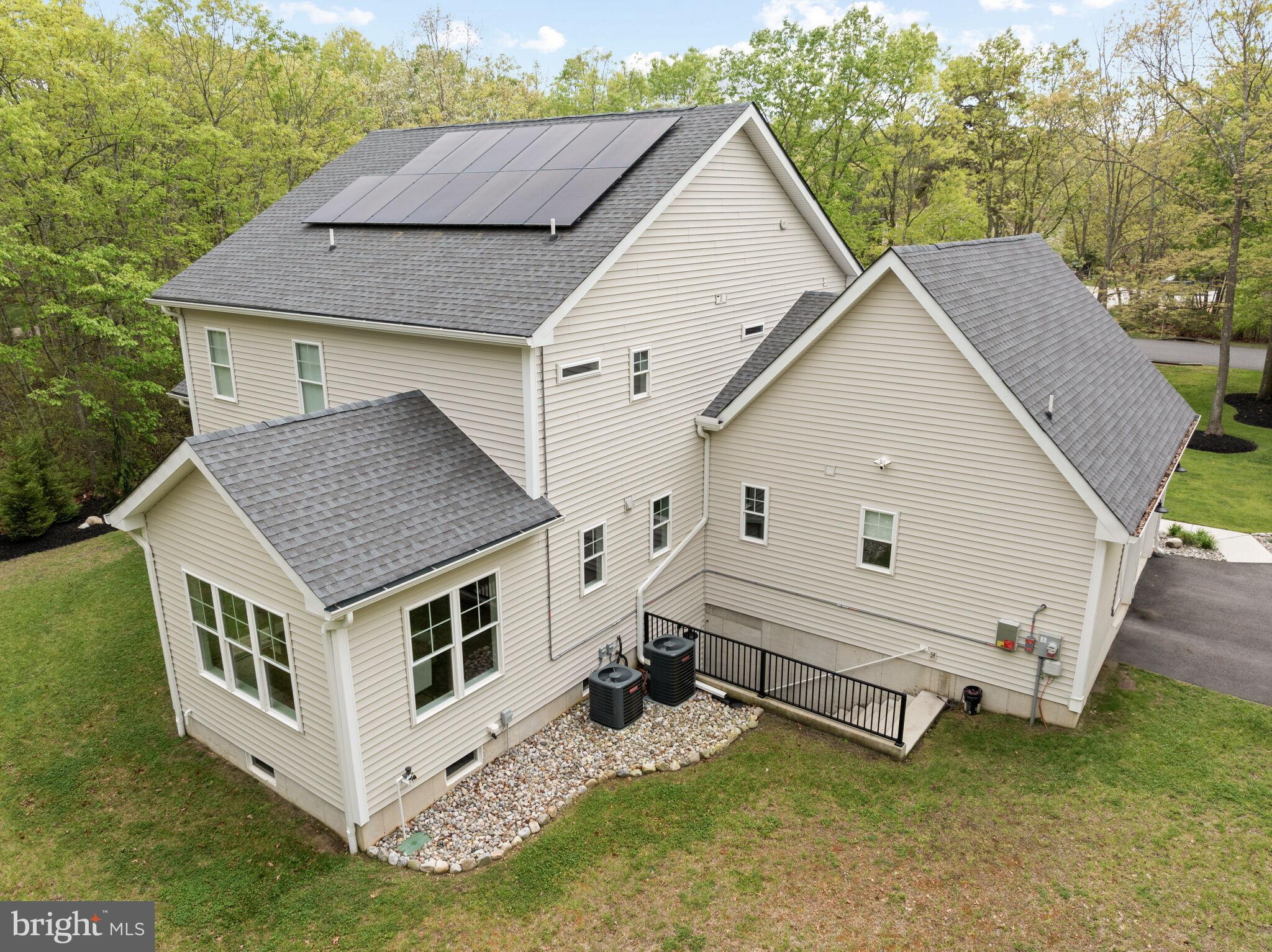 807 Curran Ct