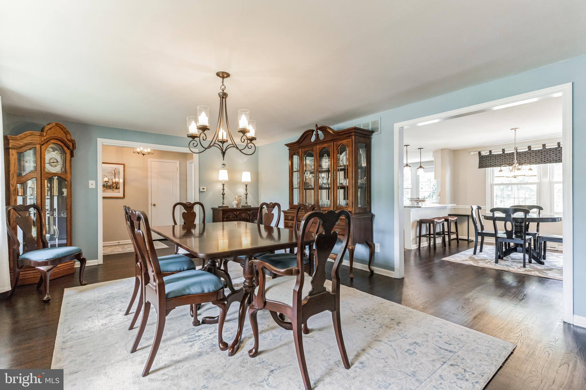 216 Douglass Ct