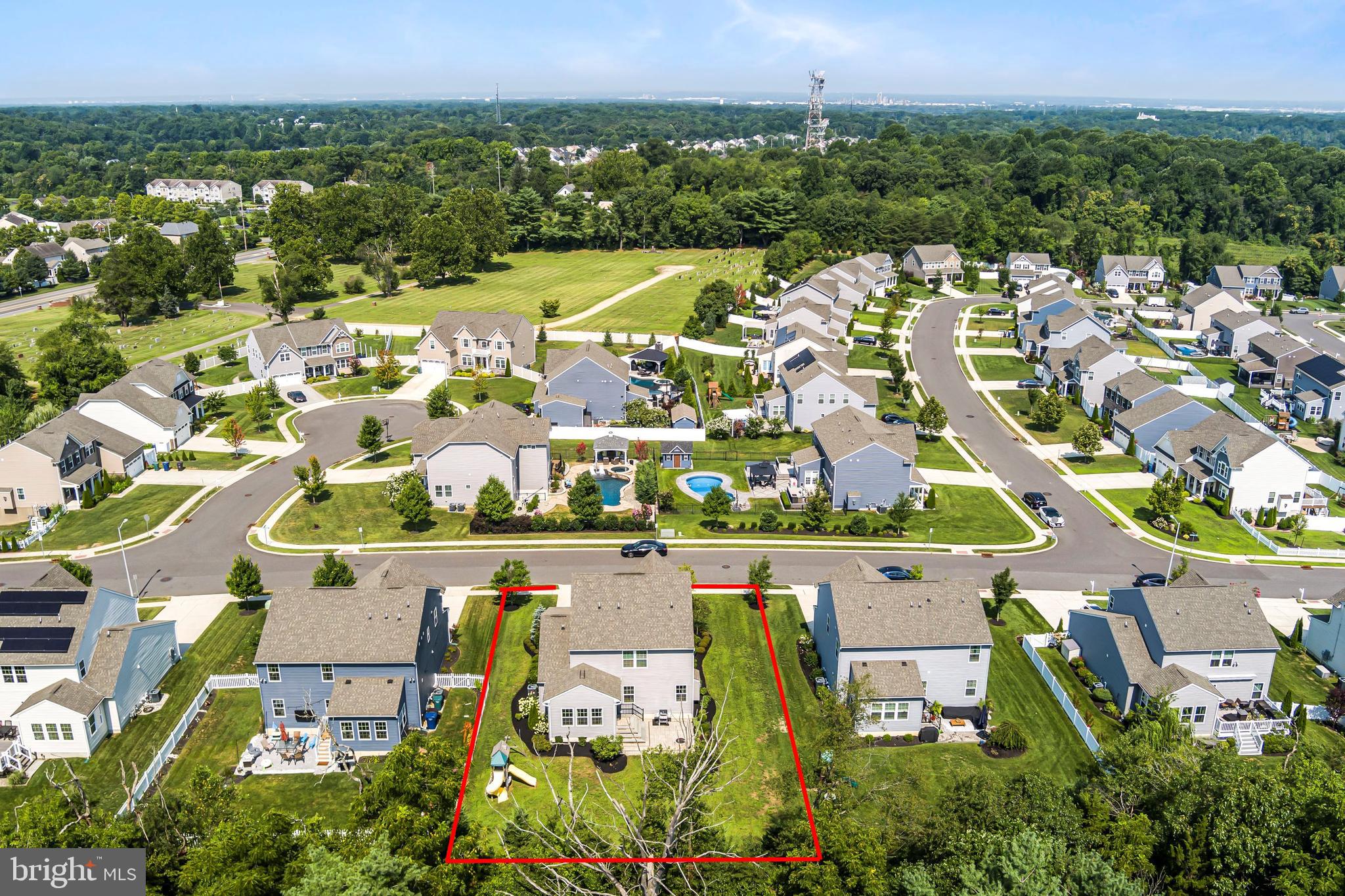 116 E Crossing Dr