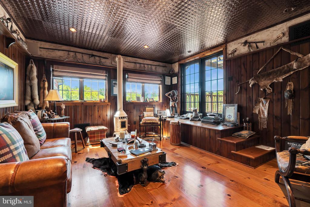 106 MT TOP ROAD