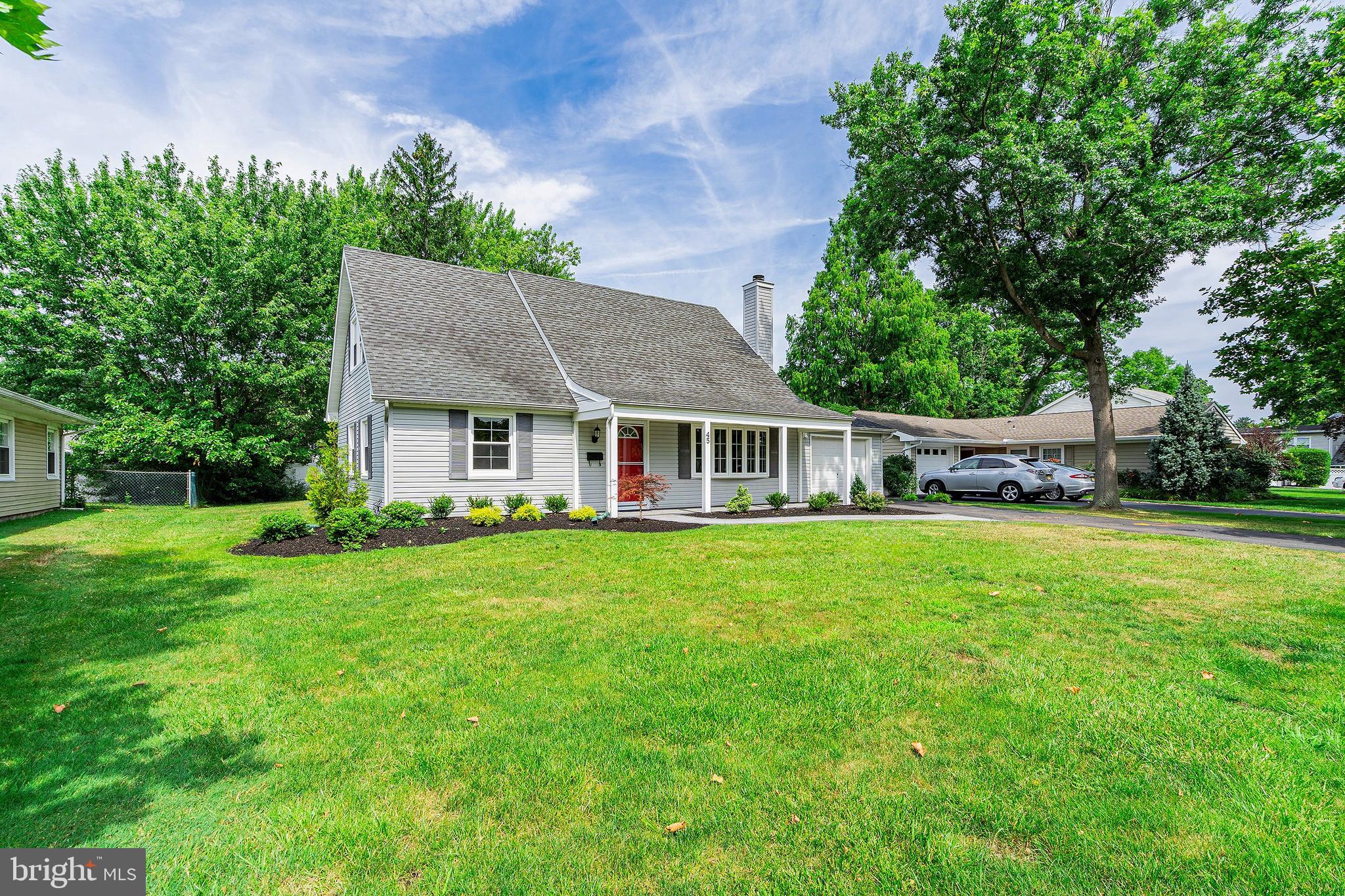 45 Deborah Ln