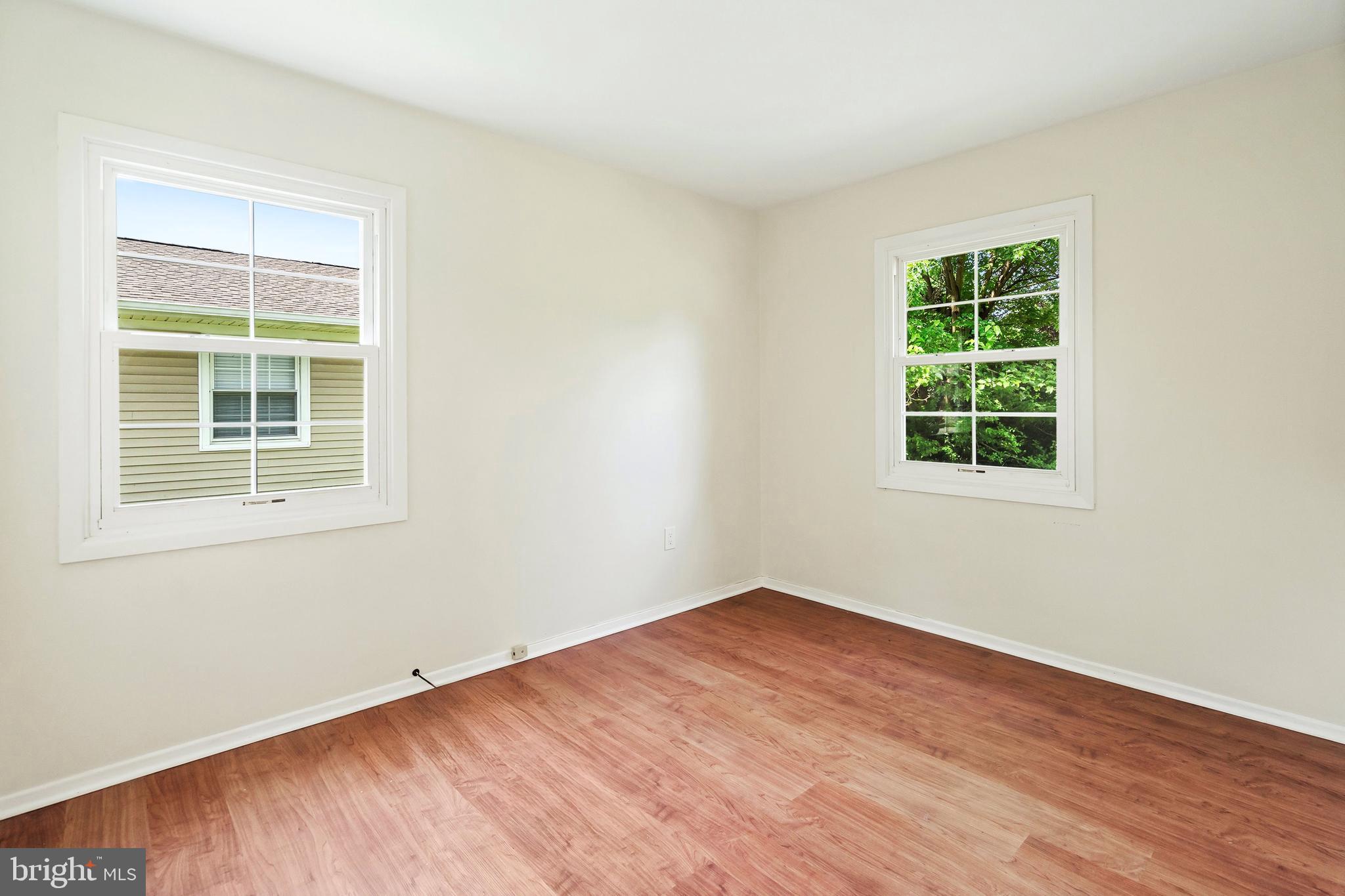 45 Deborah Ln