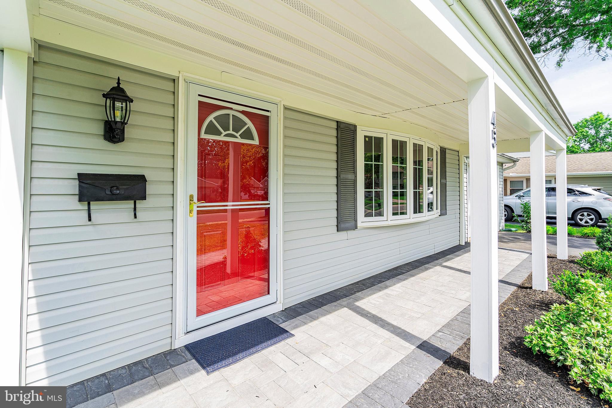 45 Deborah Ln
