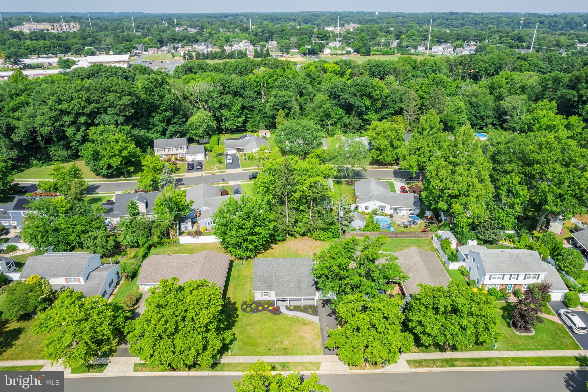 45 Deborah Ln