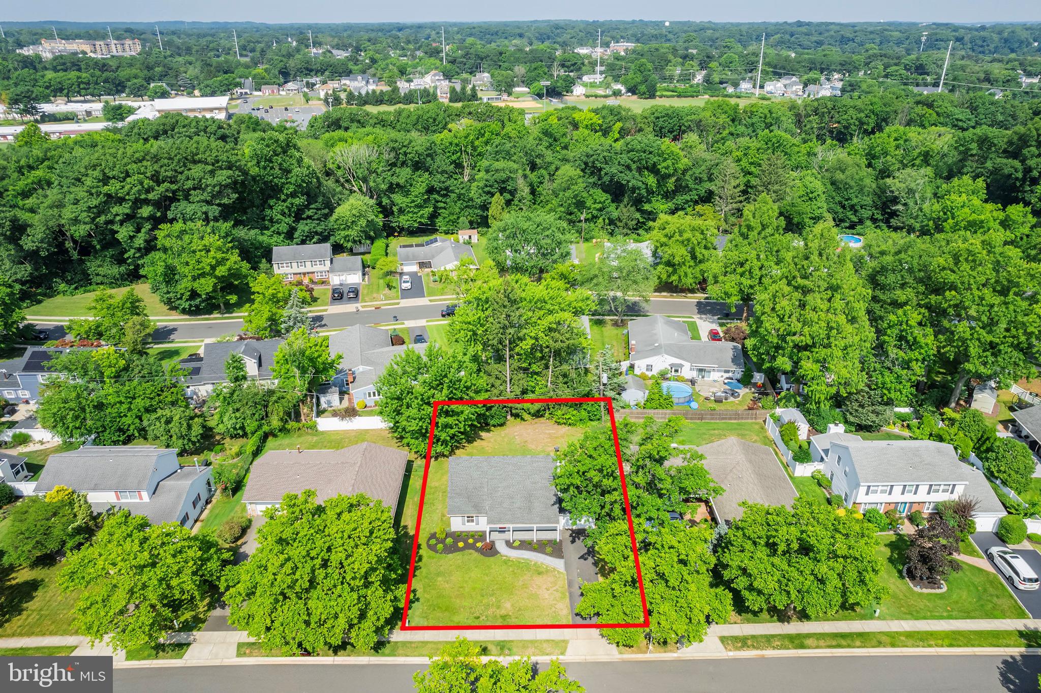 45 Deborah Ln