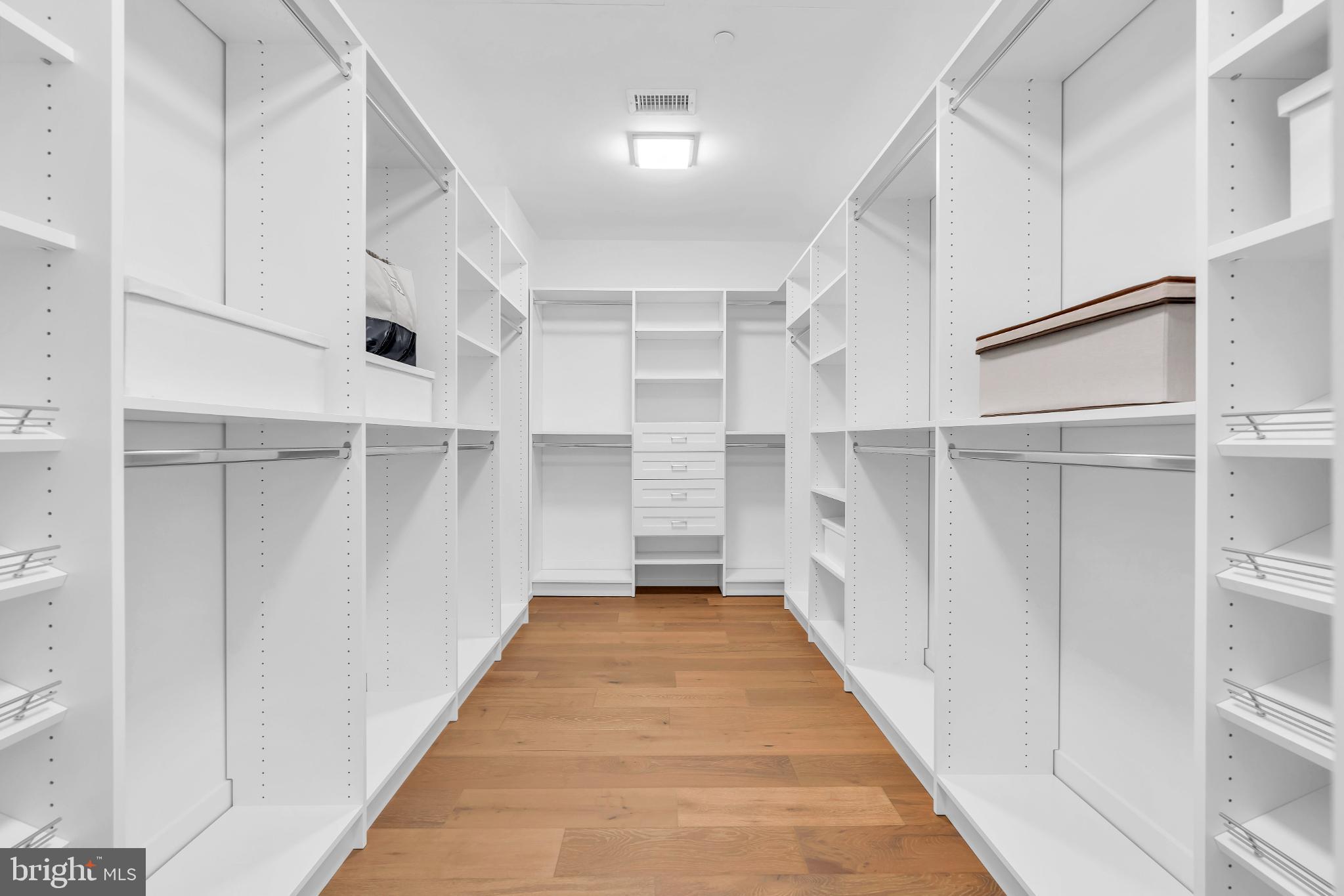 200 OCEAN AVENUE N 13