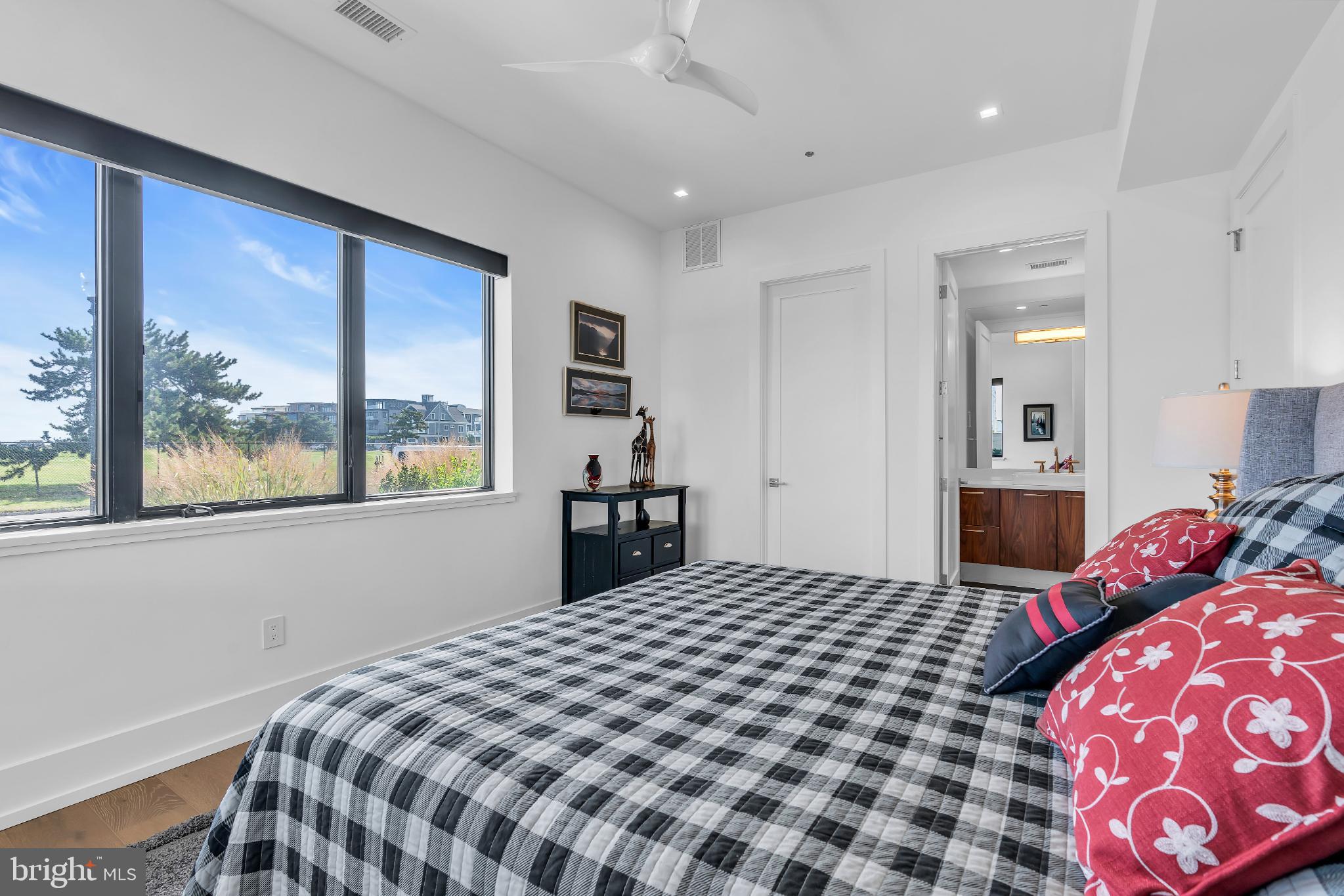 200 OCEAN AVENUE N 13