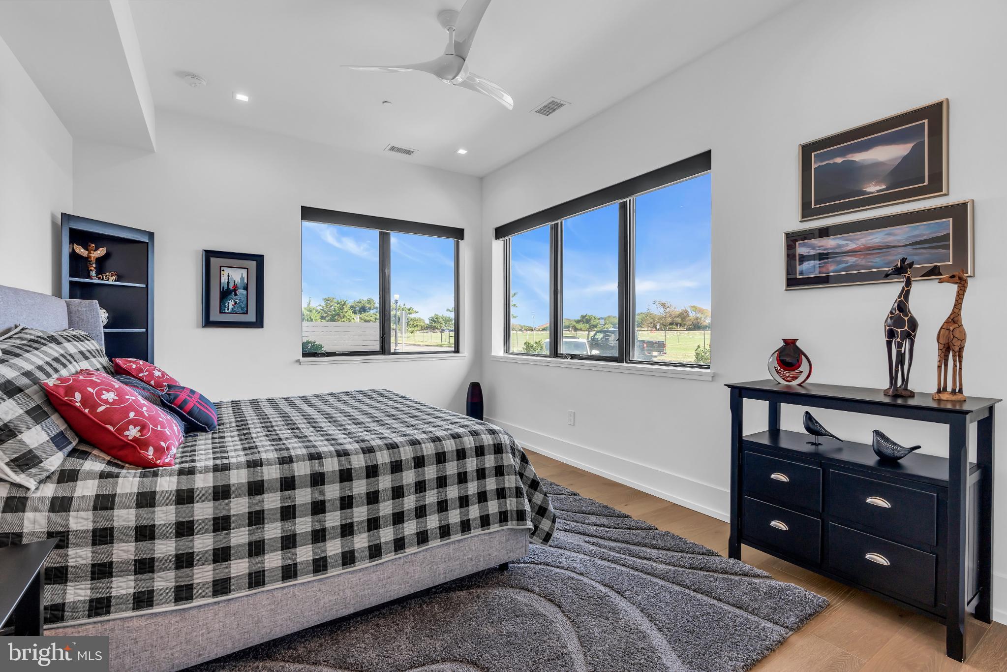 200 OCEAN AVENUE N 13