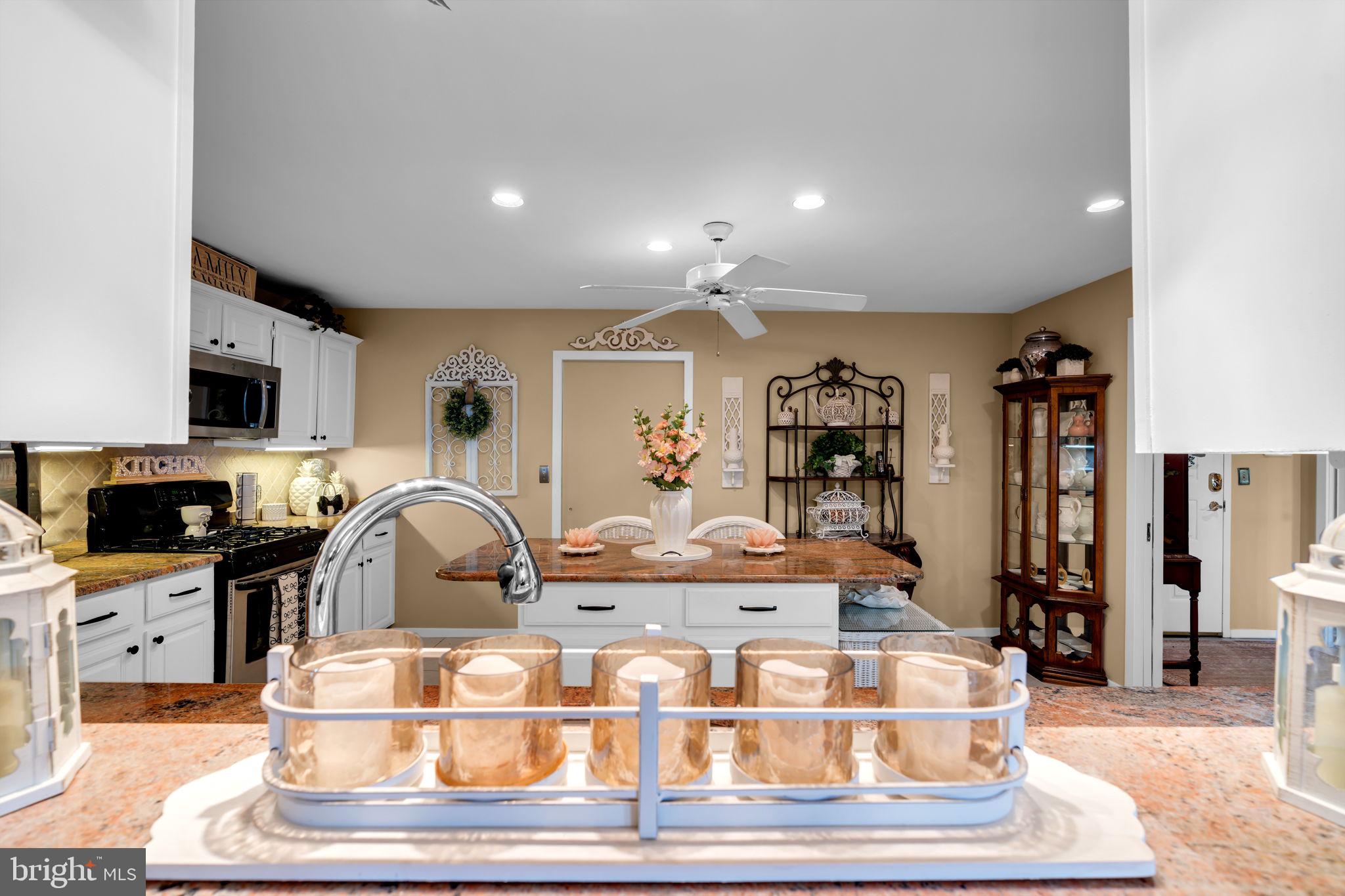 300 OCEAN AVE. N 3 C