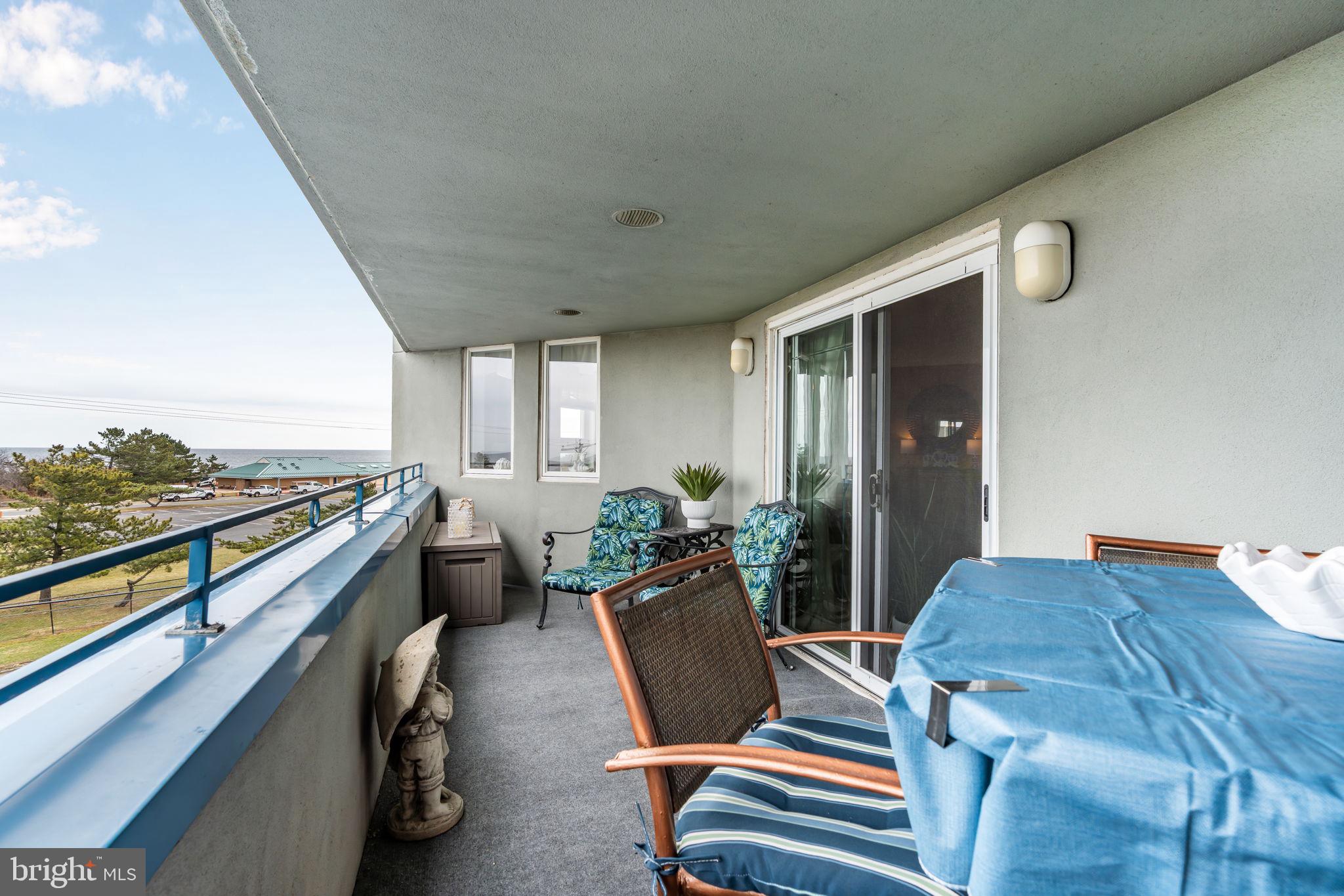 300 OCEAN AVE. N 3 C