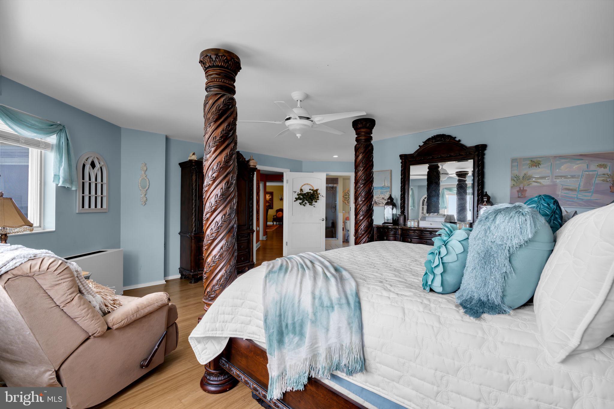 300 OCEAN AVE. N 3 C