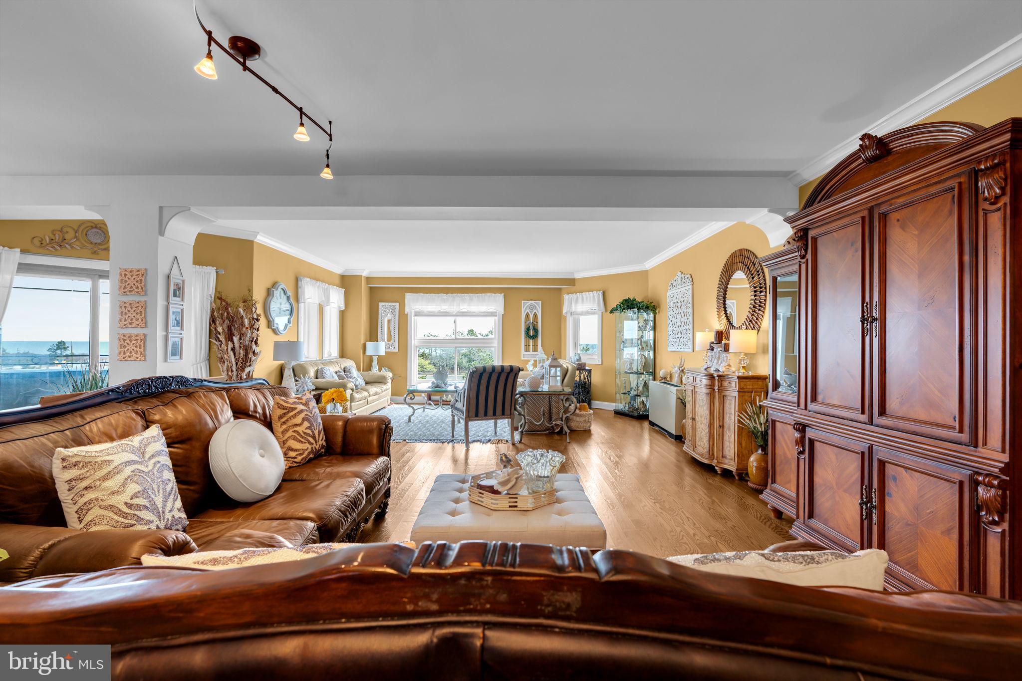 300 OCEAN AVE. N 3 C