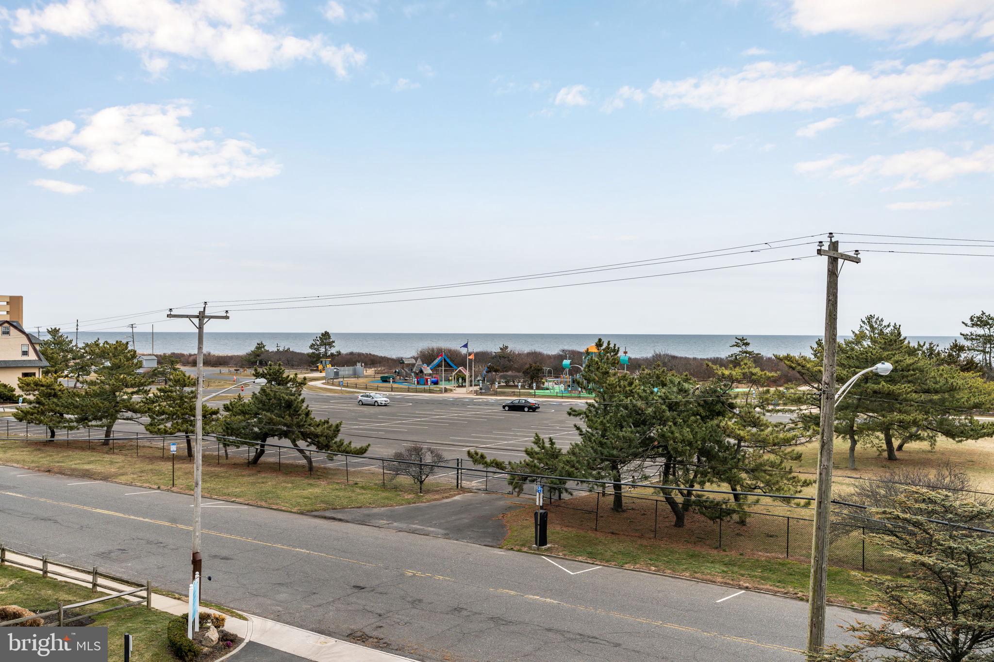 300 OCEAN AVE. N 3 C