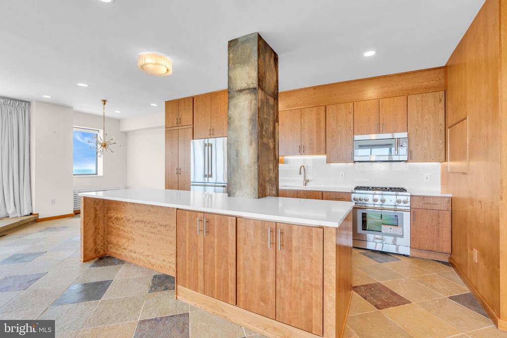 55 OCEAN AVENUE PHB