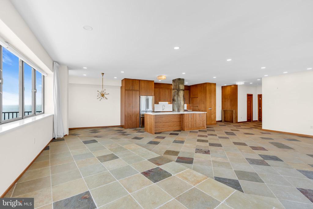 55 OCEAN AVENUE PHB