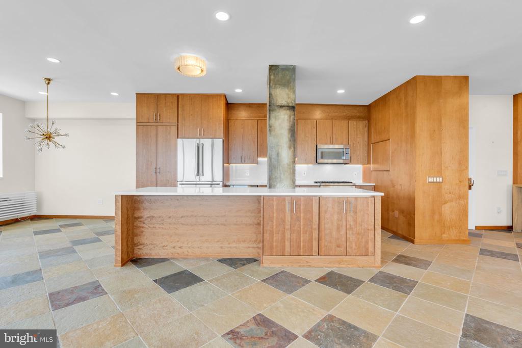 55 OCEAN AVENUE PHB