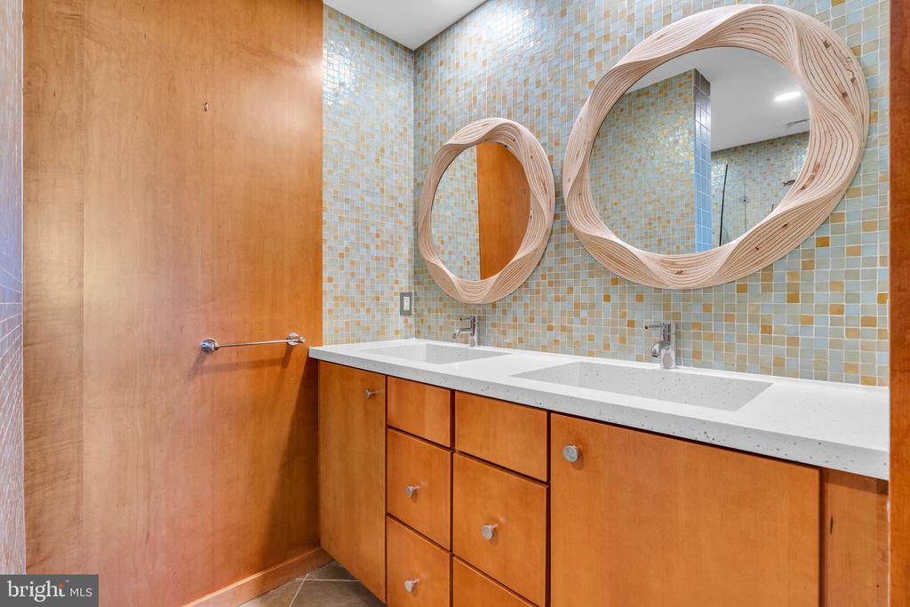55 OCEAN AVENUE PHB