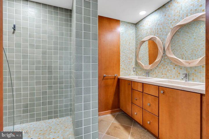 55 OCEAN AVENUE PHB