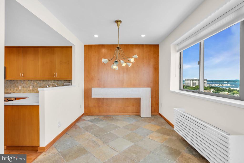 55 OCEAN AVE. PH A