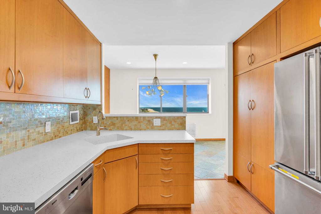 55 OCEAN AVE. PH A
