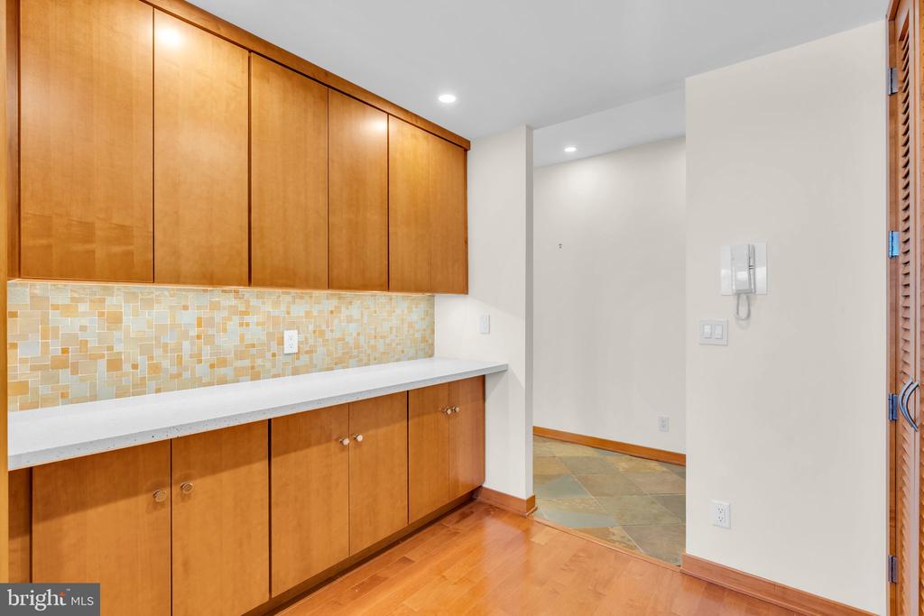 55 OCEAN AVE. PH A