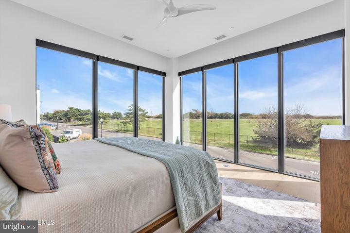 200 OCEAN AVENUE N 13