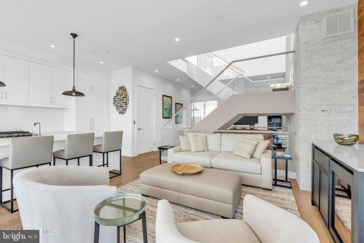 200 OCEAN AVENUE N 13