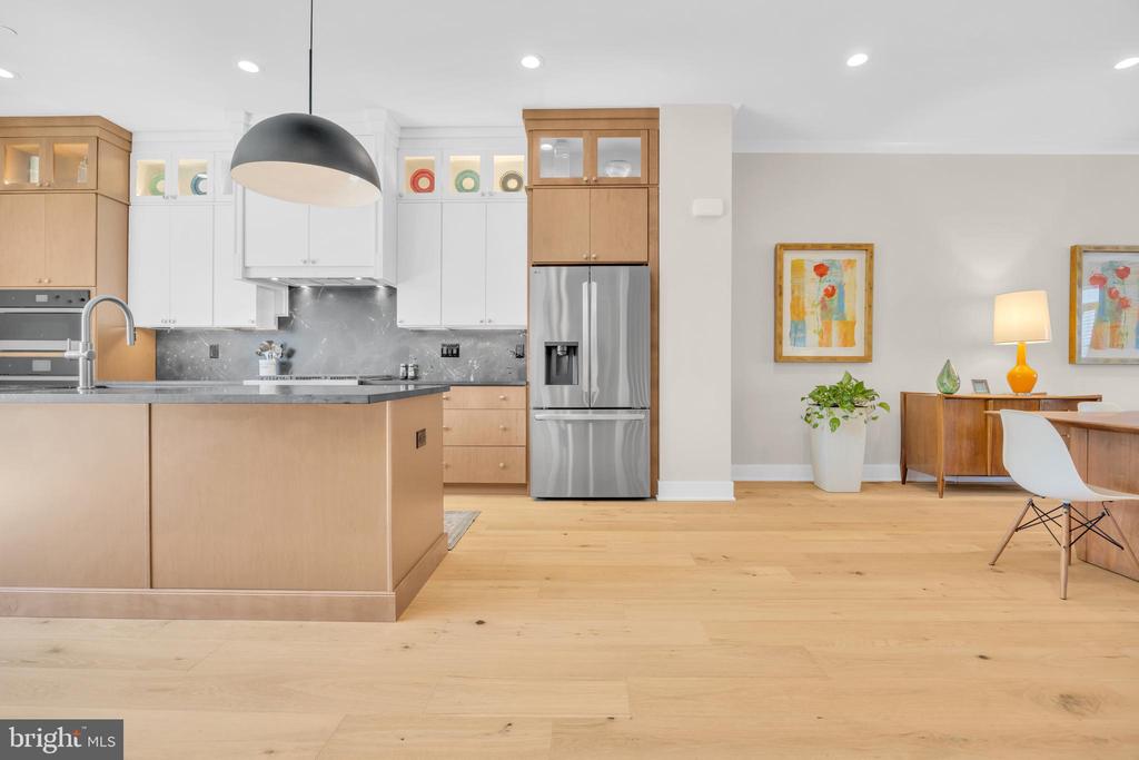 15 LINDER COURT