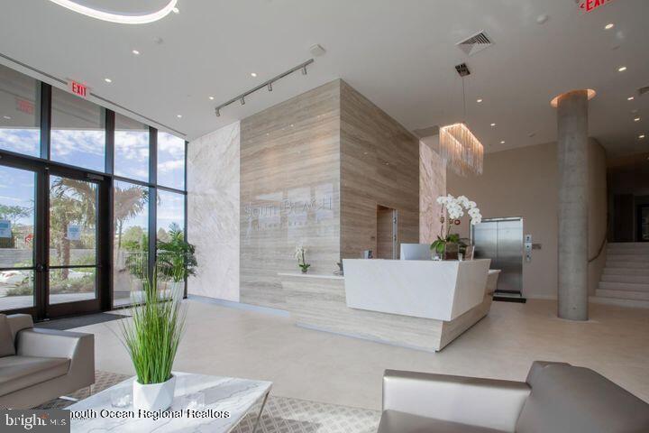 350 OCEAN AVENUE Unit: 205