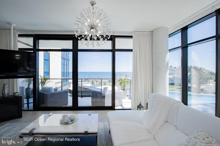 350 OCEAN AVENUE Unit: 205