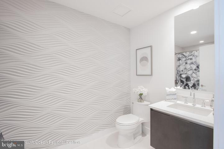 350 OCEAN AVENUE Unit: 205