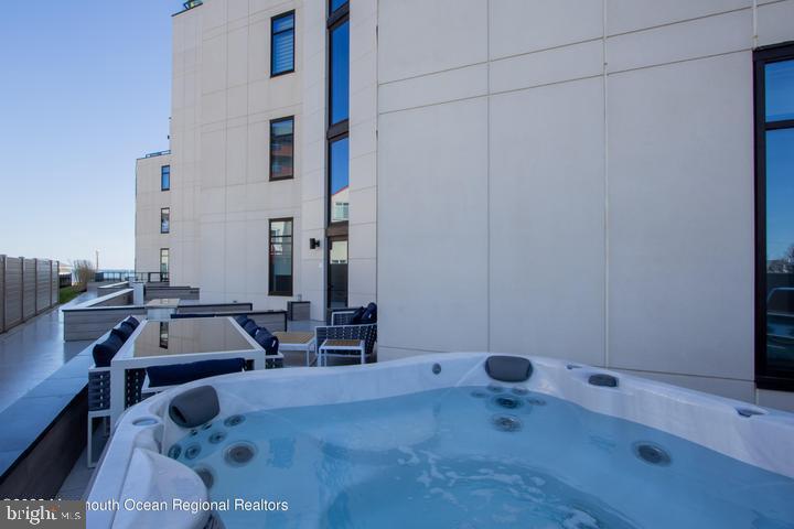 350 OCEAN AVENUE Unit: 205