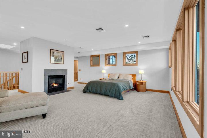 18 BELVIDERE ROAD