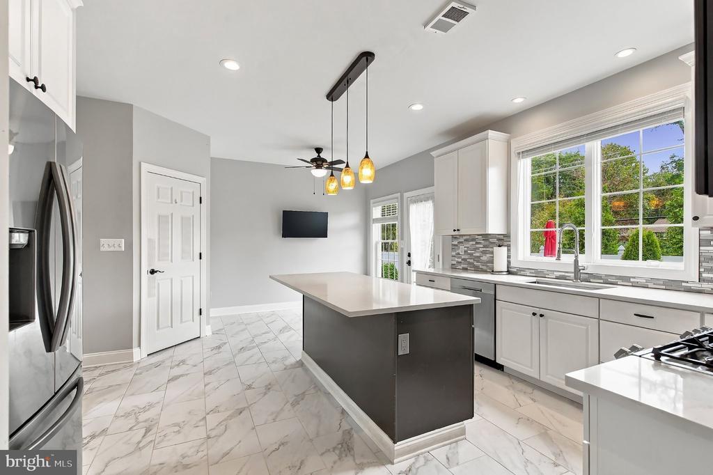 222 FRIENDSHIP ROAD