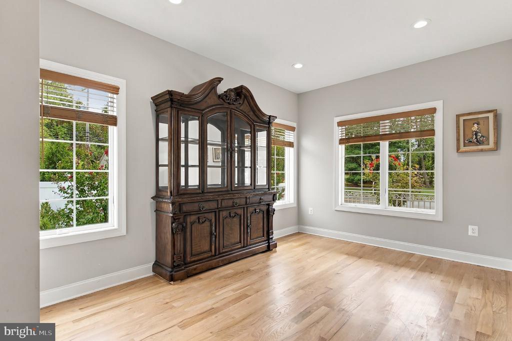 222 FRIENDSHIP ROAD