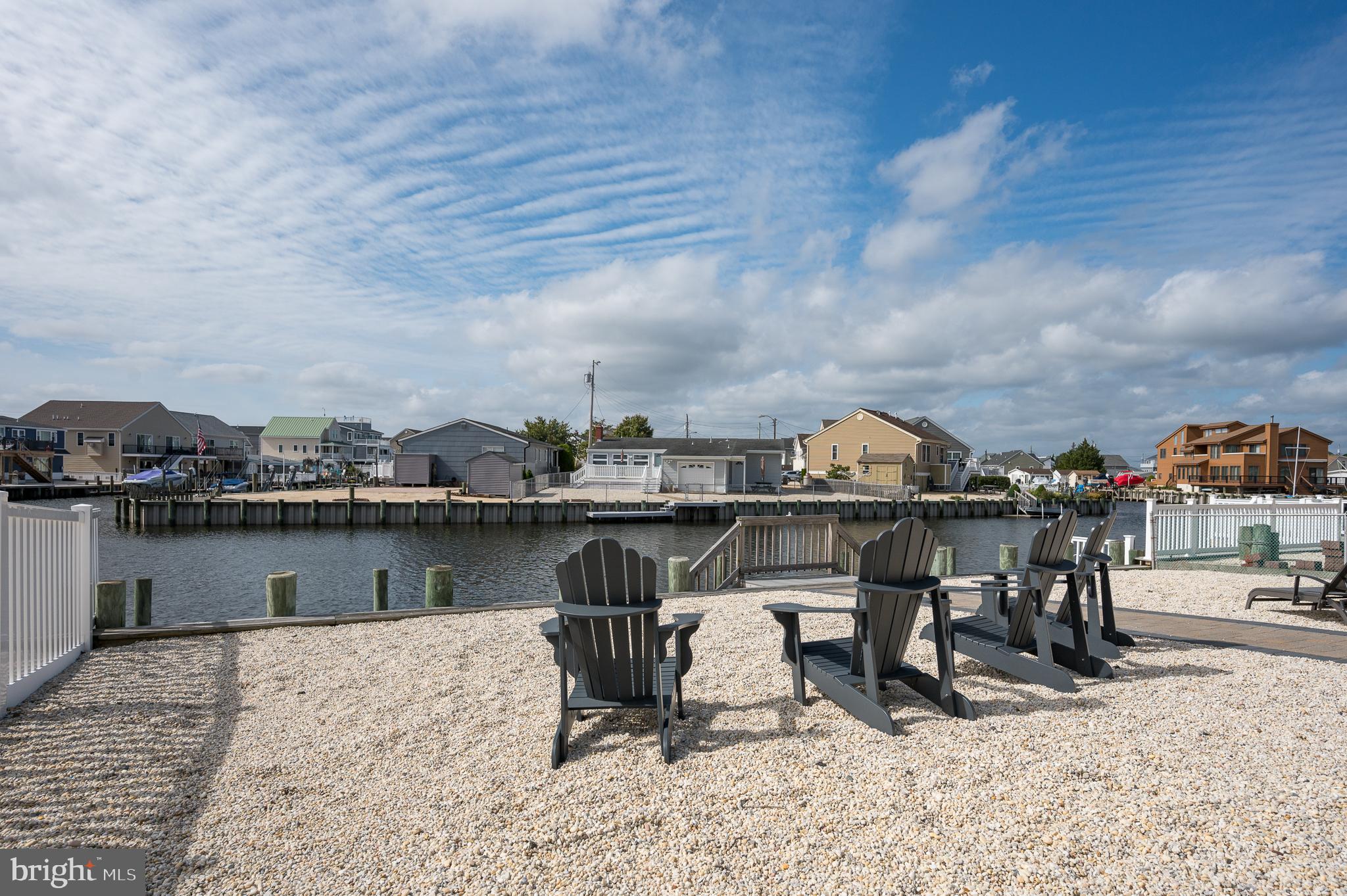 975 Beach Haven West BOULEVARD