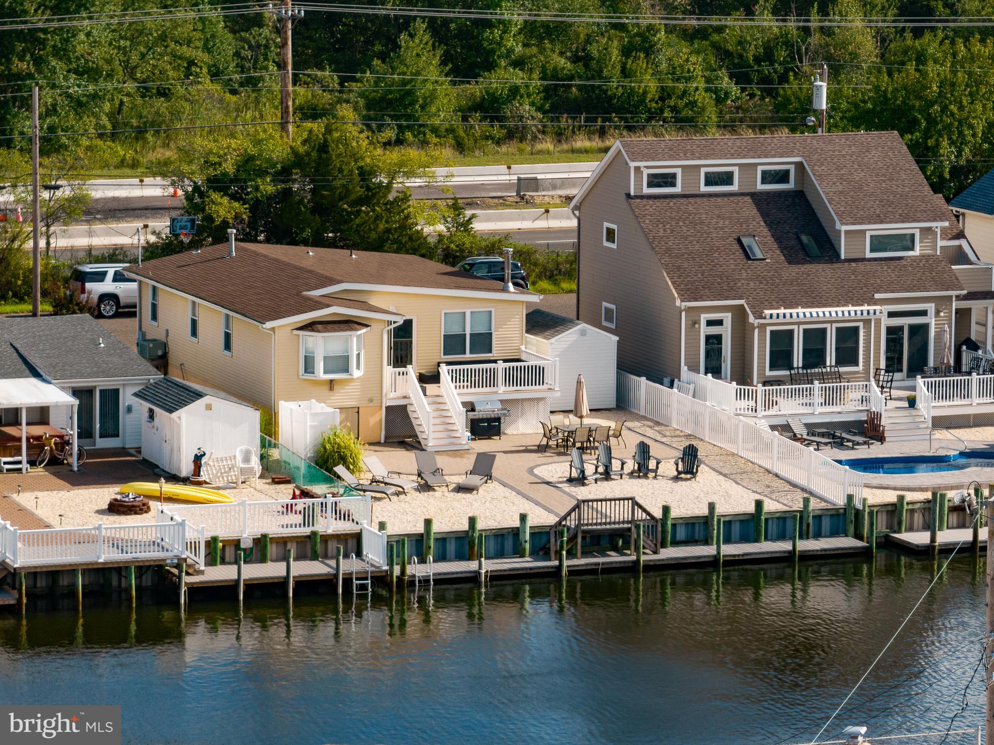 975 Beach Haven West BOULEVARD