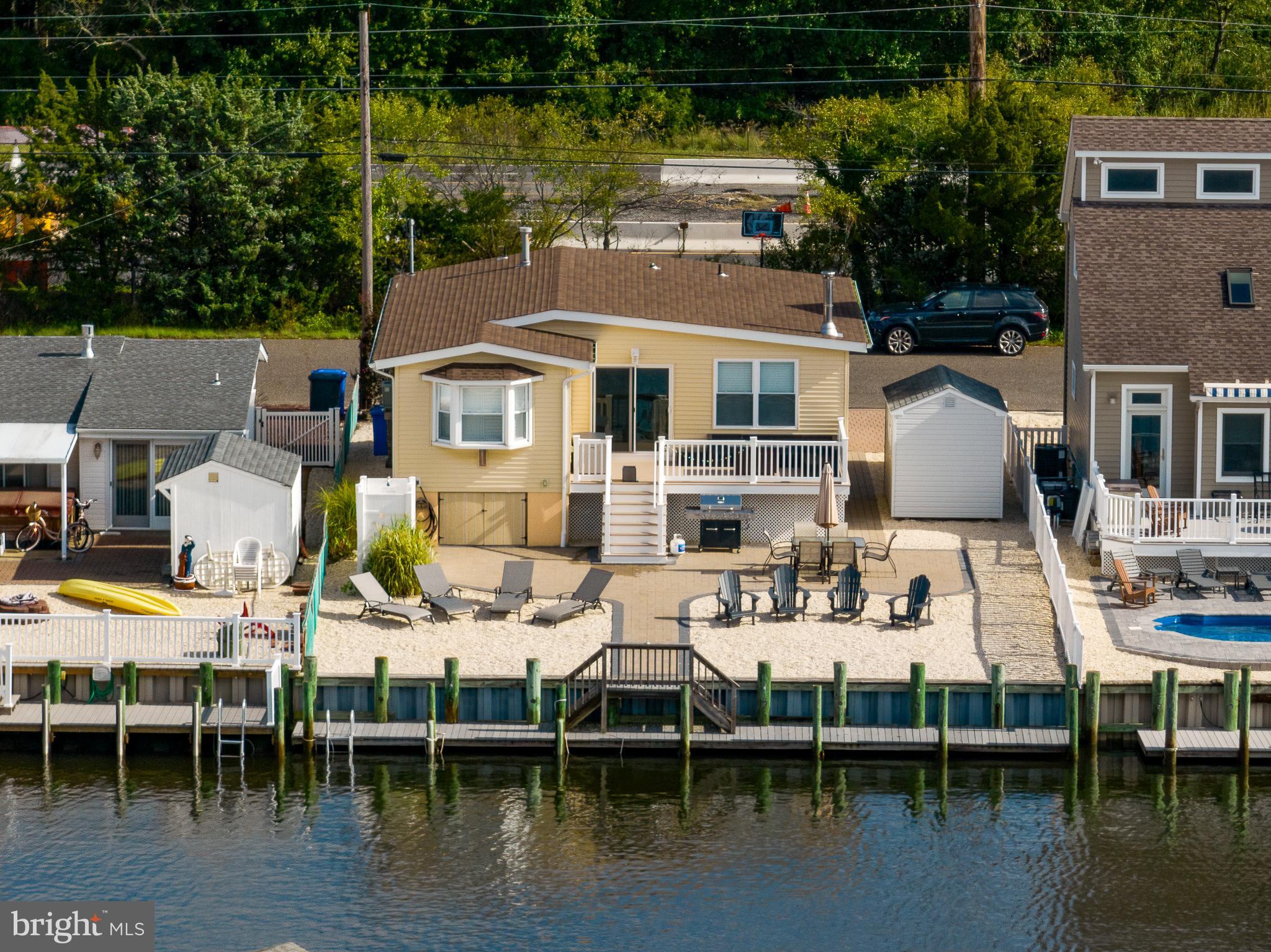 975 Beach Haven West BOULEVARD