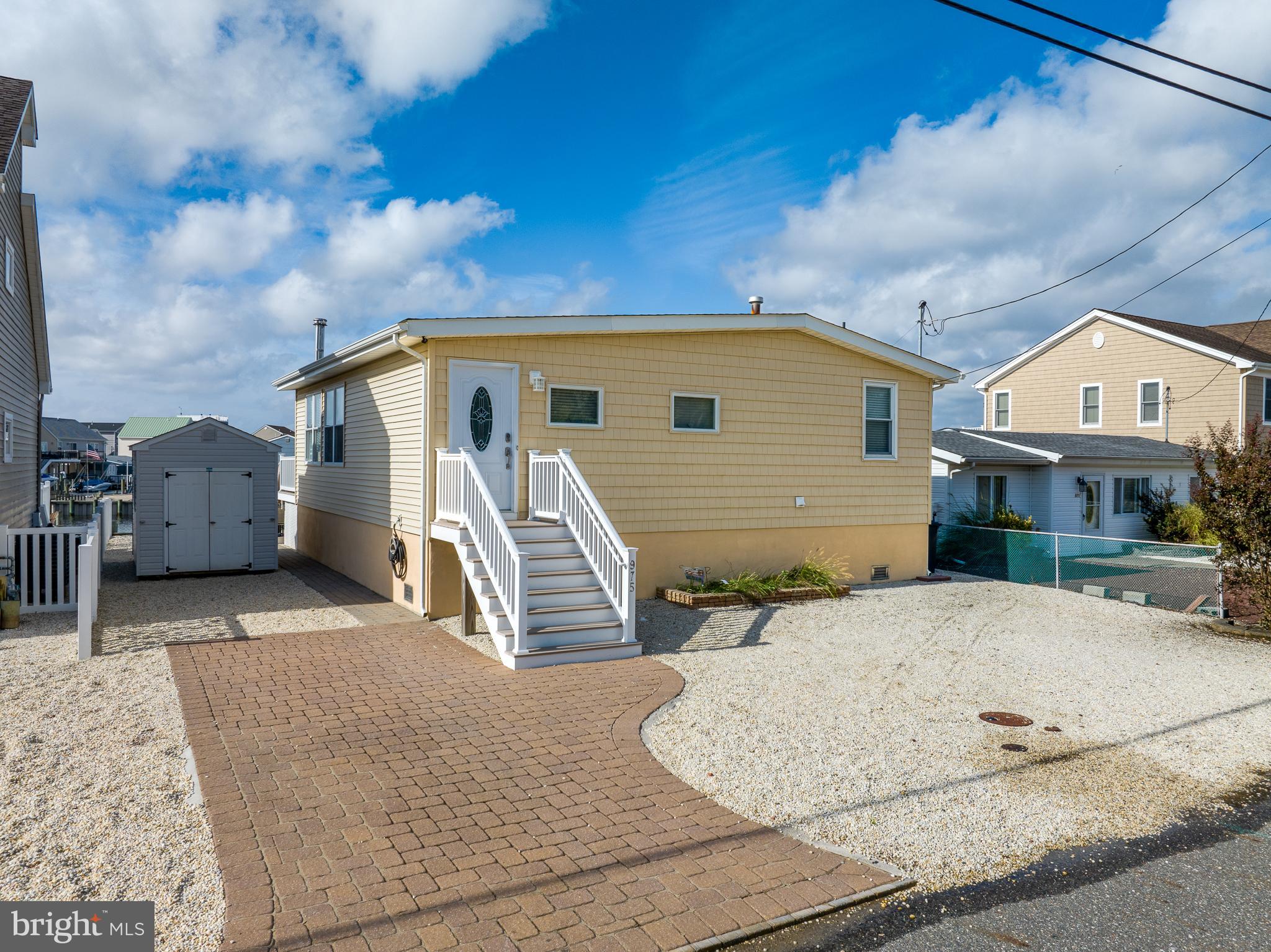 975 Beach Haven West BOULEVARD
