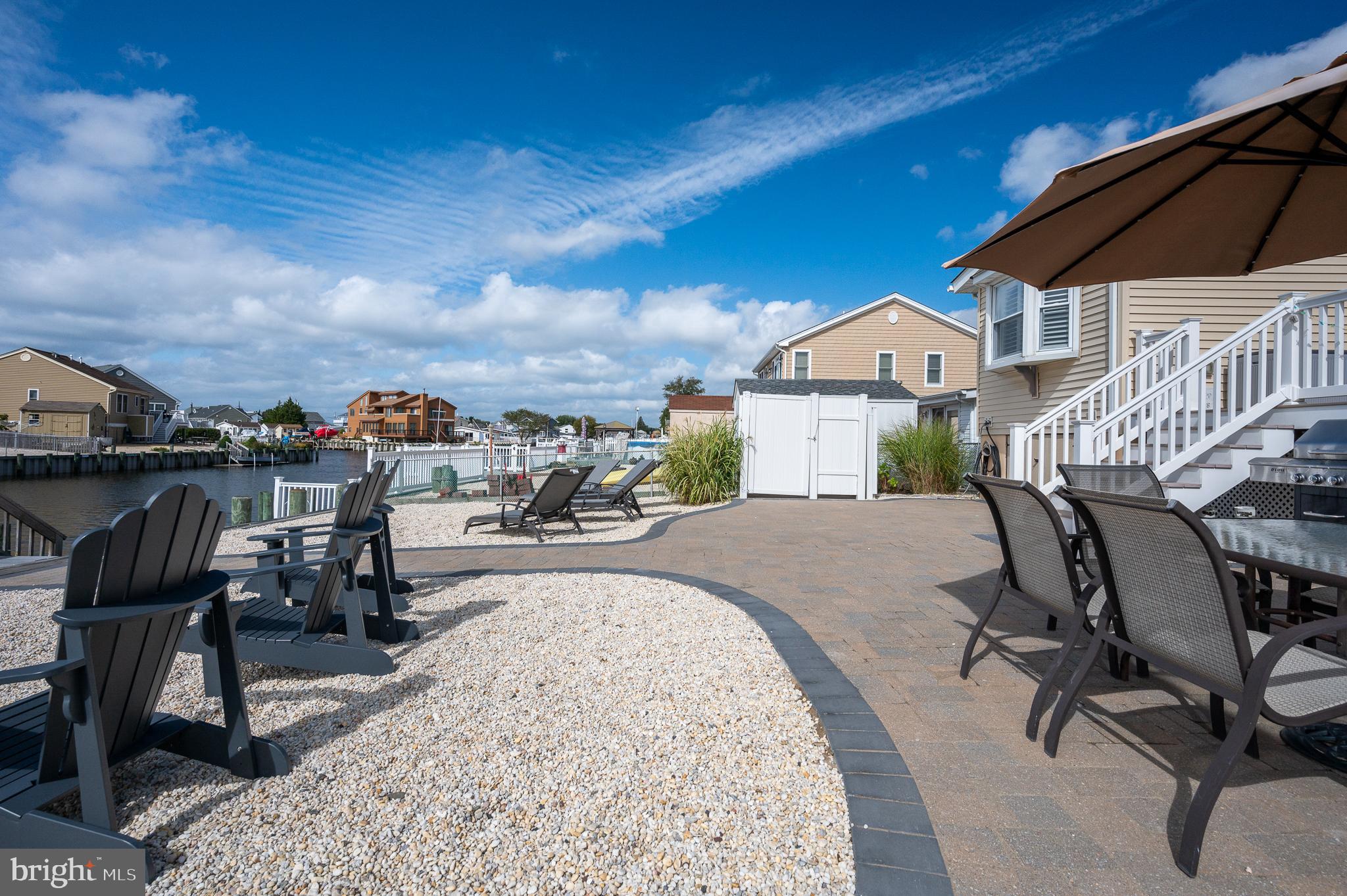 975 Beach Haven West BOULEVARD