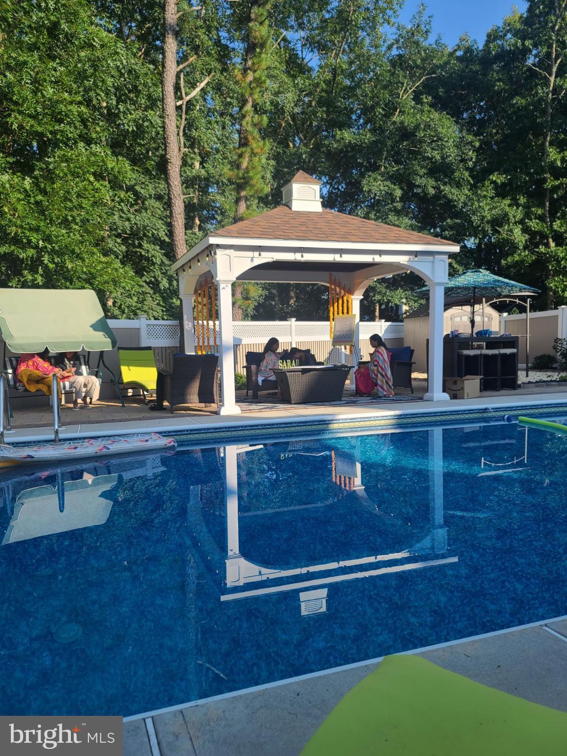 63 Nautilus DRIVE