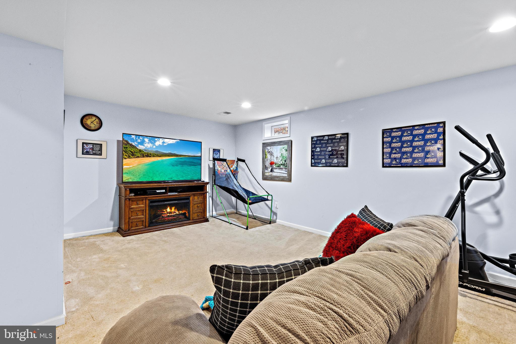 63 Nautilus DRIVE