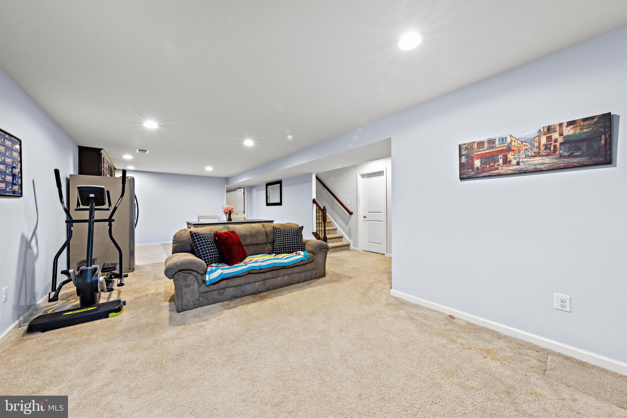 63 Nautilus DRIVE