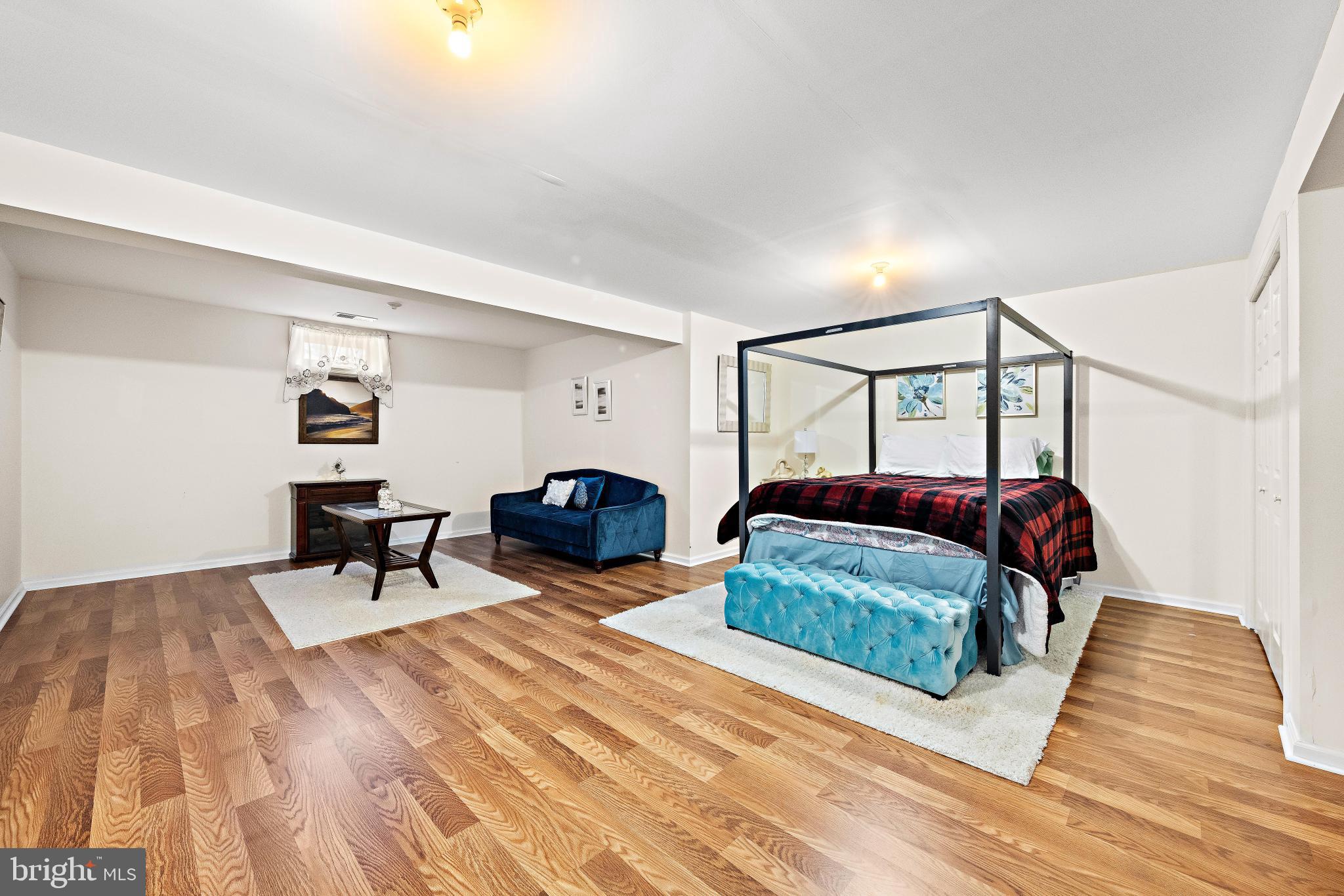 63 Nautilus DRIVE