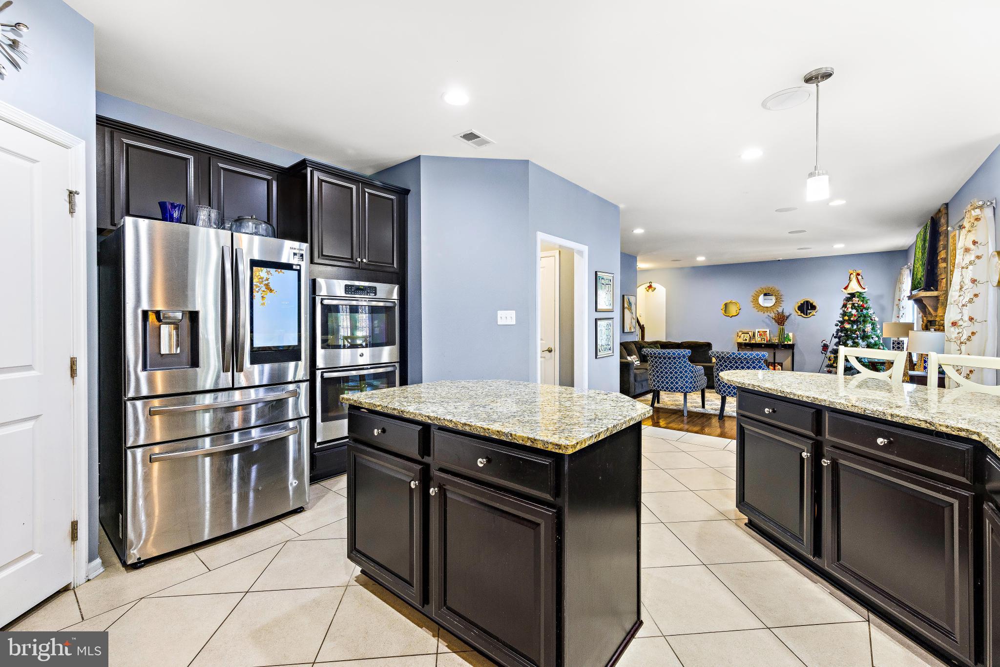 63 Nautilus DRIVE