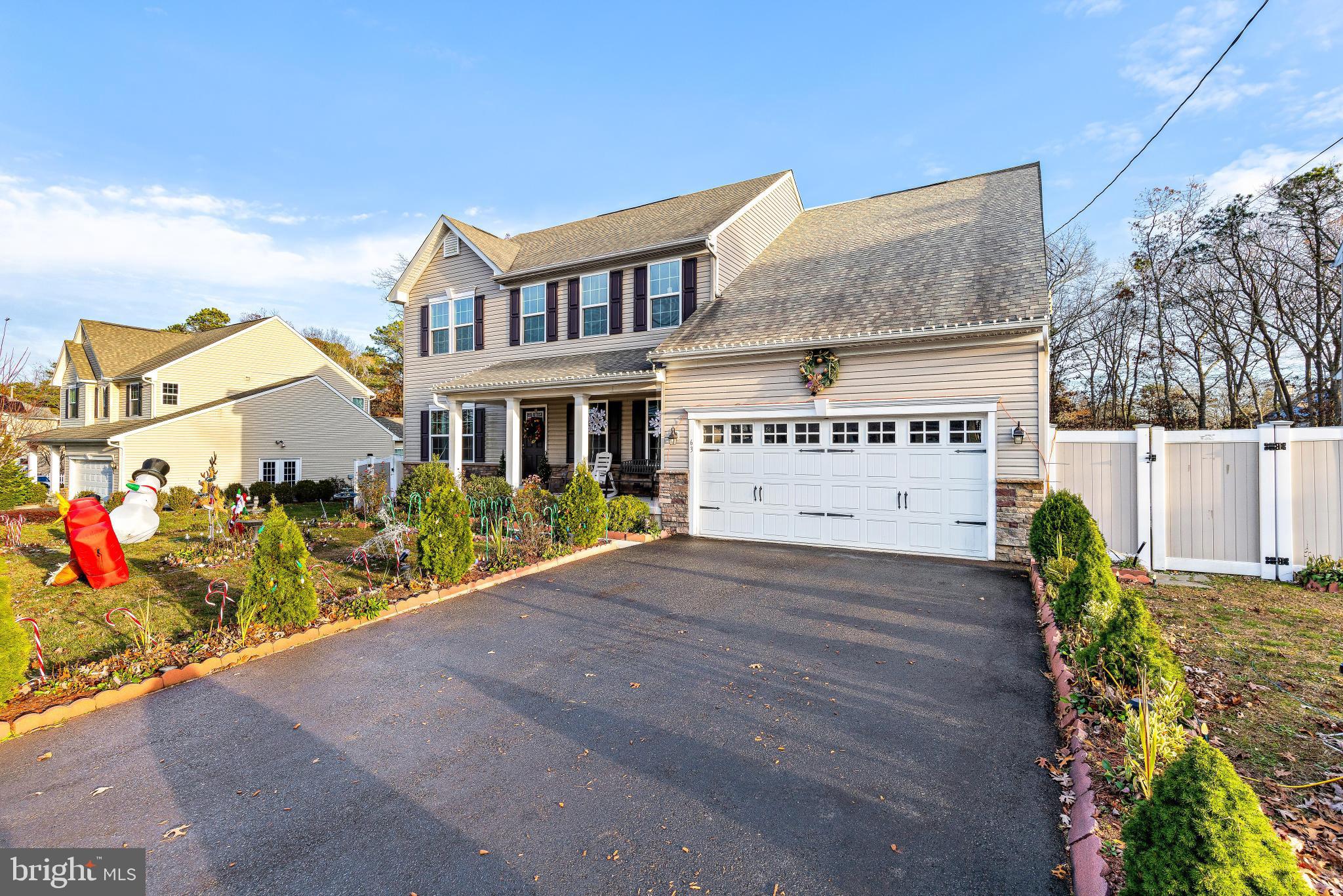 63 Nautilus DRIVE