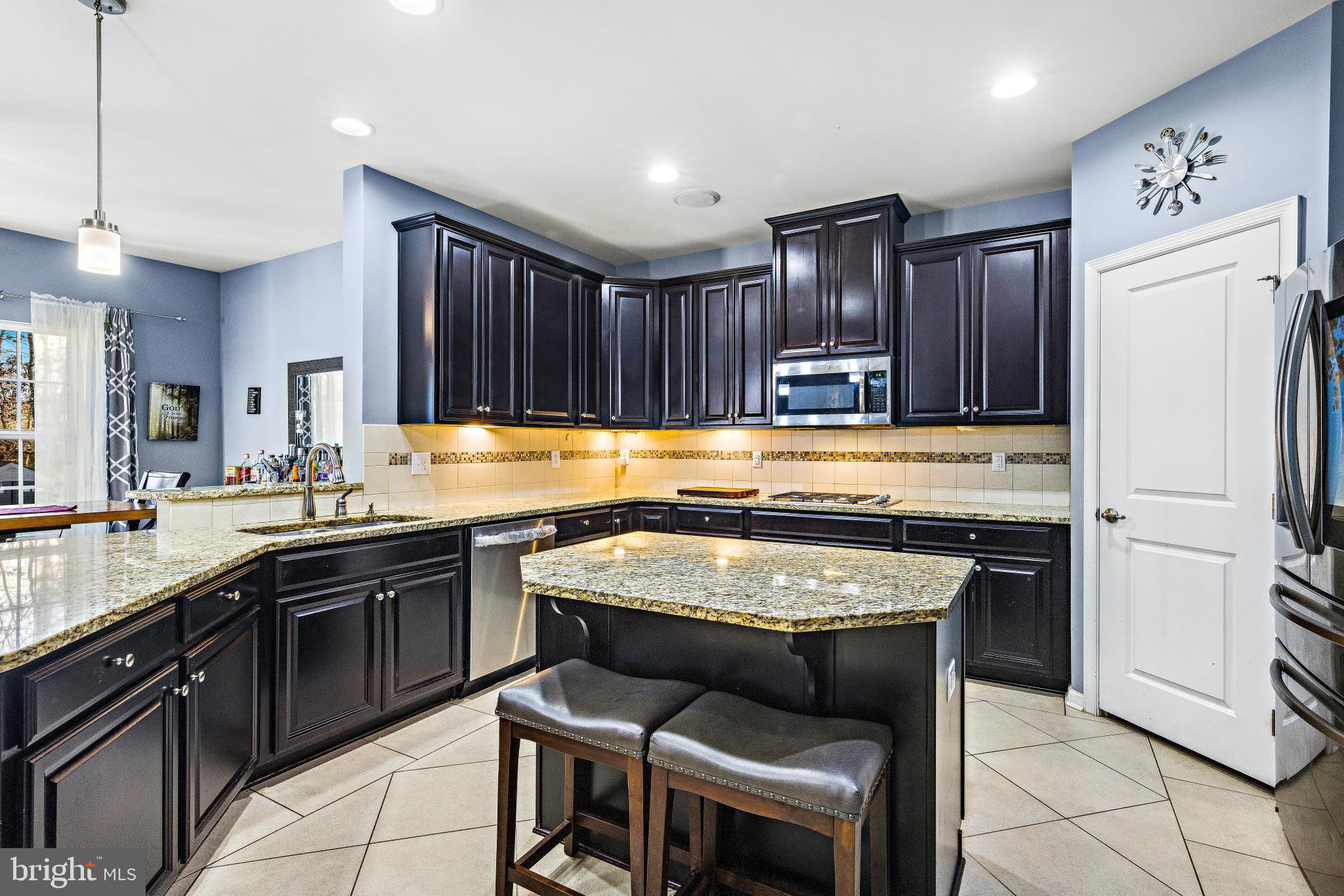 63 Nautilus DRIVE