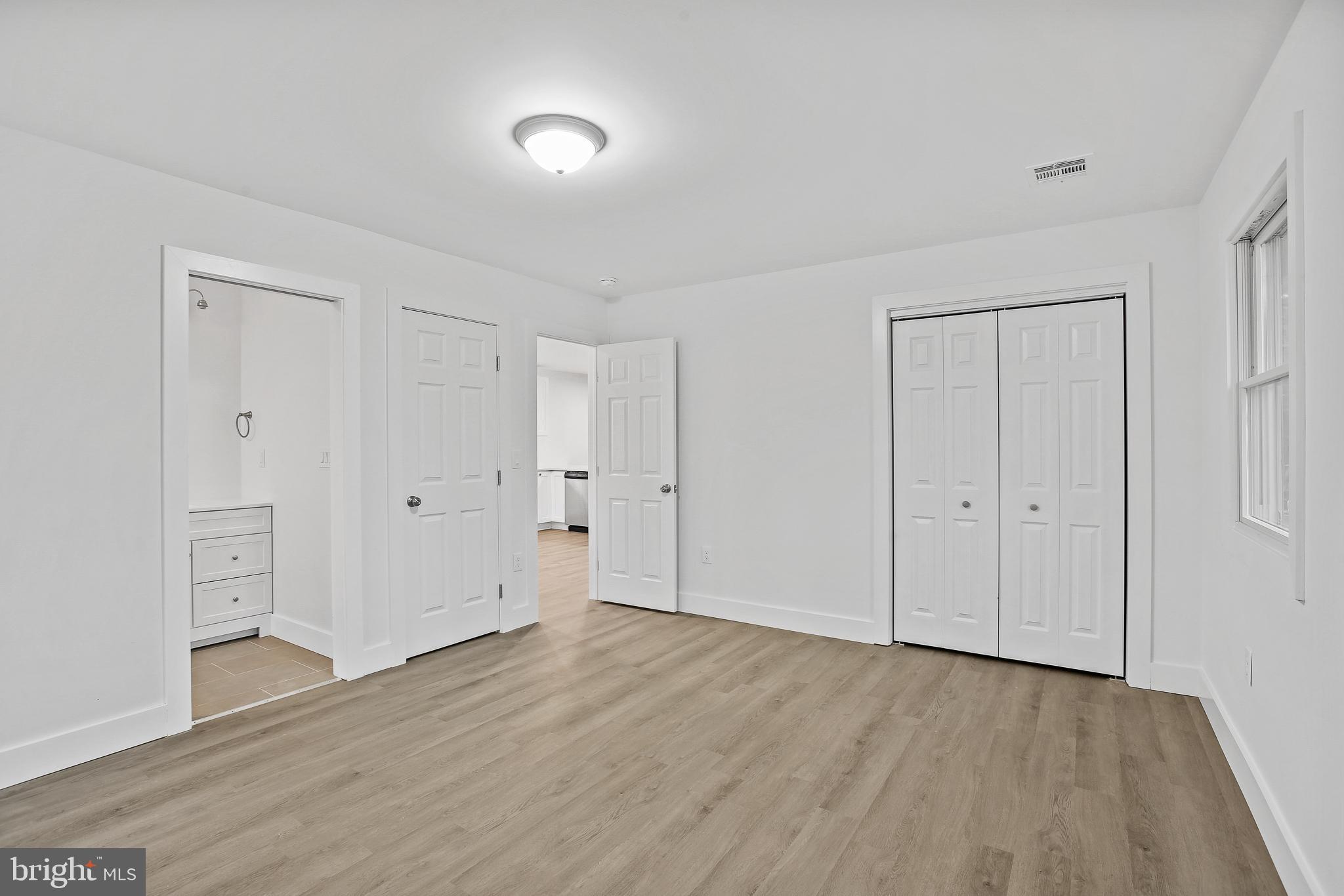 810 Railroad Dr