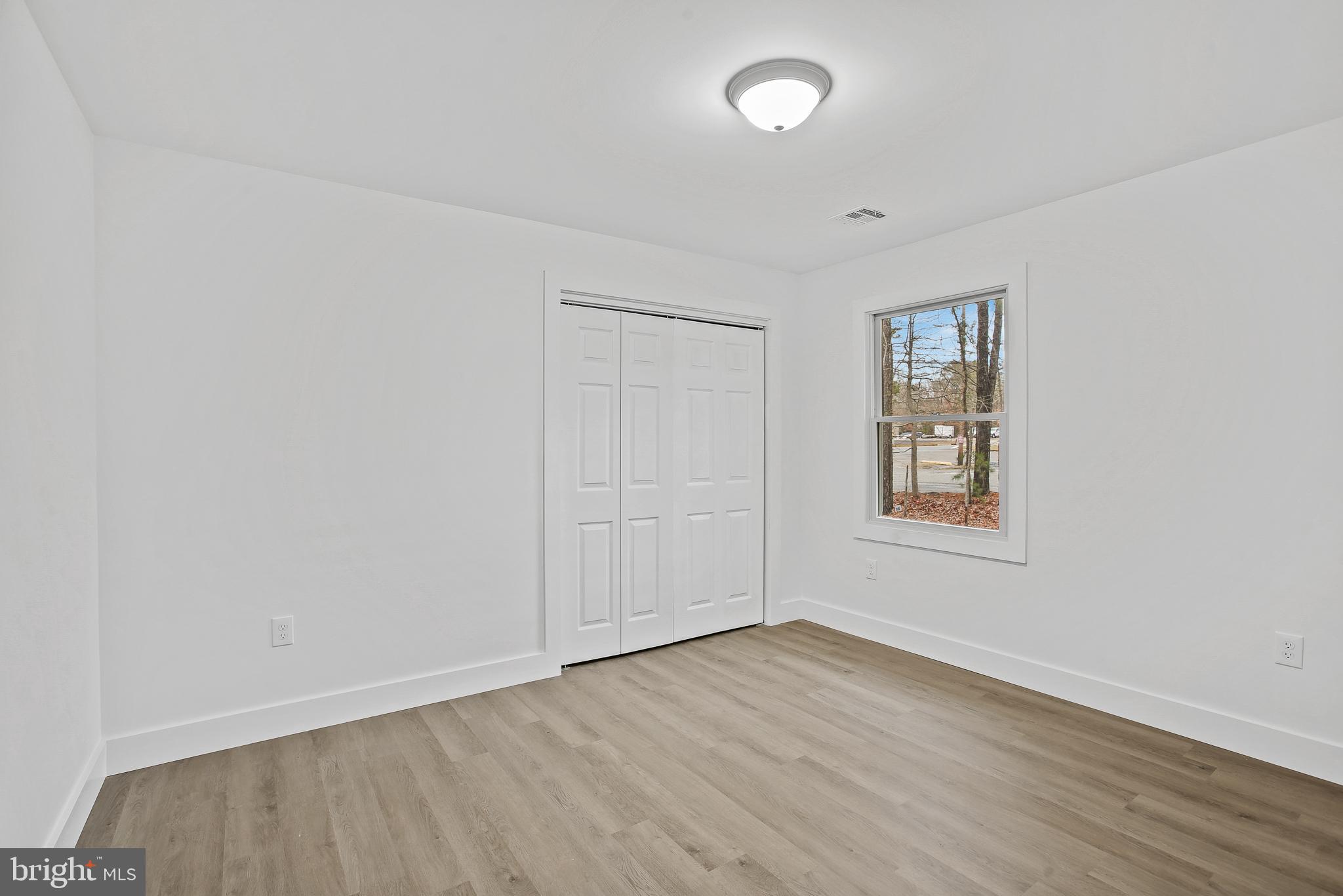 810 Railroad Dr